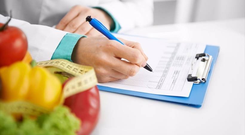 Obesity in Women: How Naturopathy Helps Balance Hormones and Weight